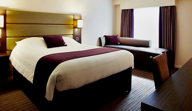 Premier Inn Stroud Stroud  Bagian luar foto